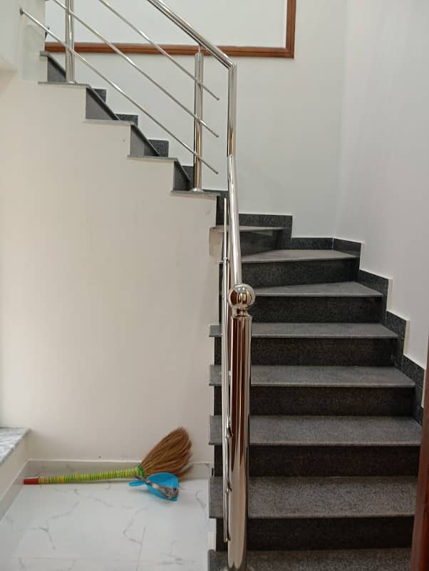 5 MARLA BRAND NEW HOUSE AVAILABLE FOR SALE 19