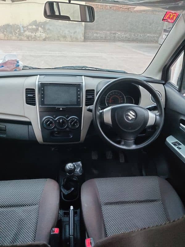 Suzuki Wagon R 2019 10