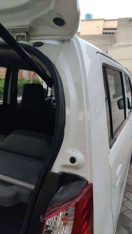 Suzuki Wagon R 2019 11