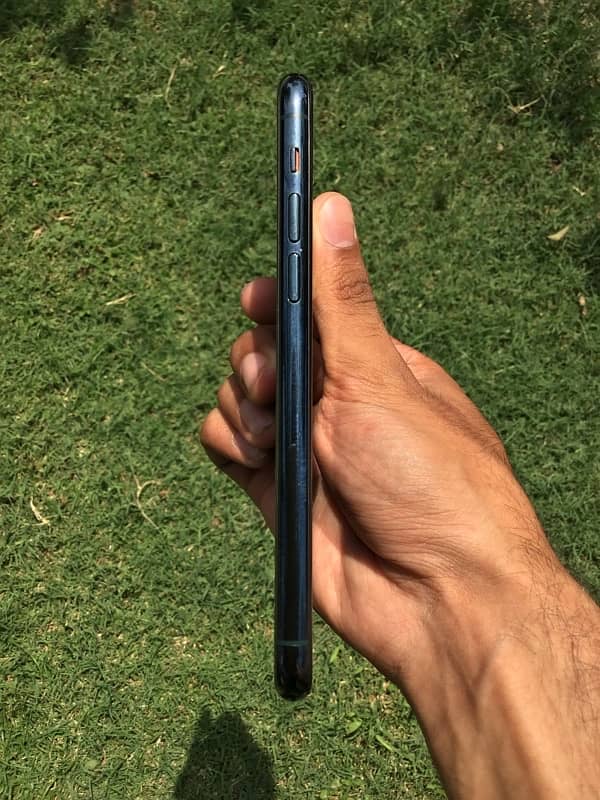 iphone 11 pro pta approved                  {11 12 13 14 15} 4