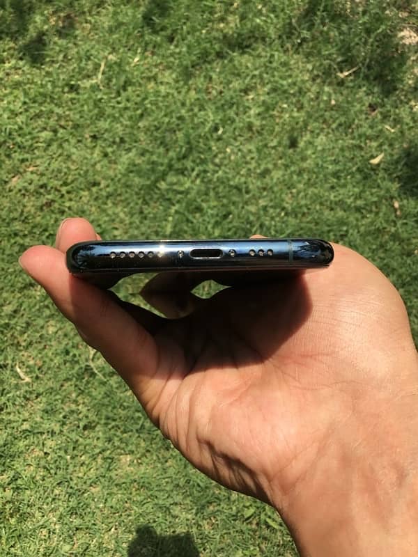 iphone 11 pro pta approved                  {11 12 13 14 15} 5