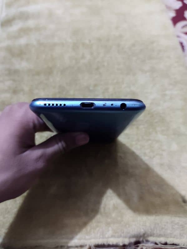Tecno spark 4 4