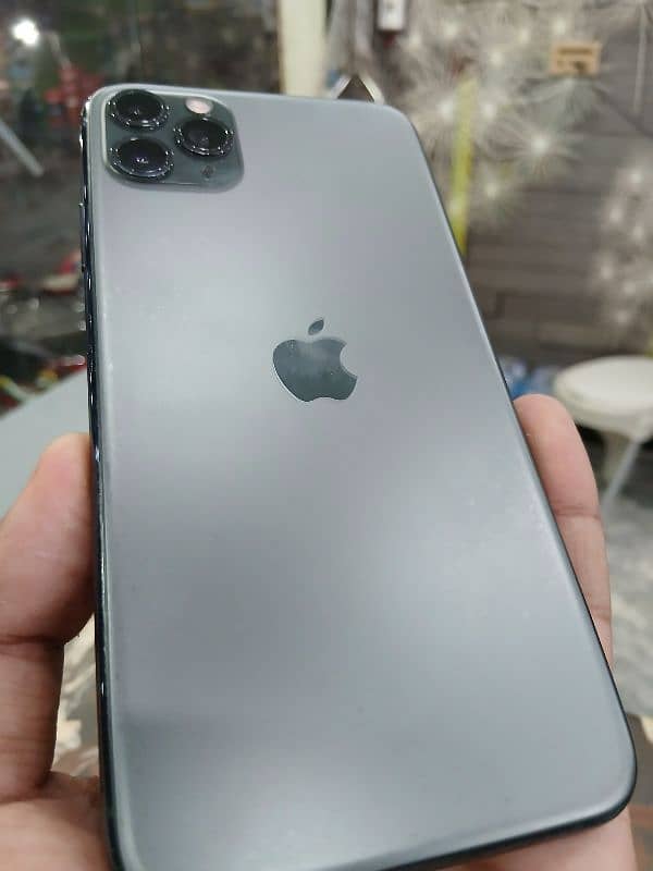 IPHONE 11 PRO MAX pta 10/9.5 03029790991 1