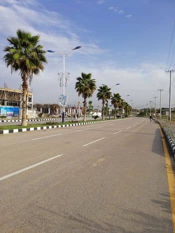 06 Marla Corner Prime Location Plot Q Block 7