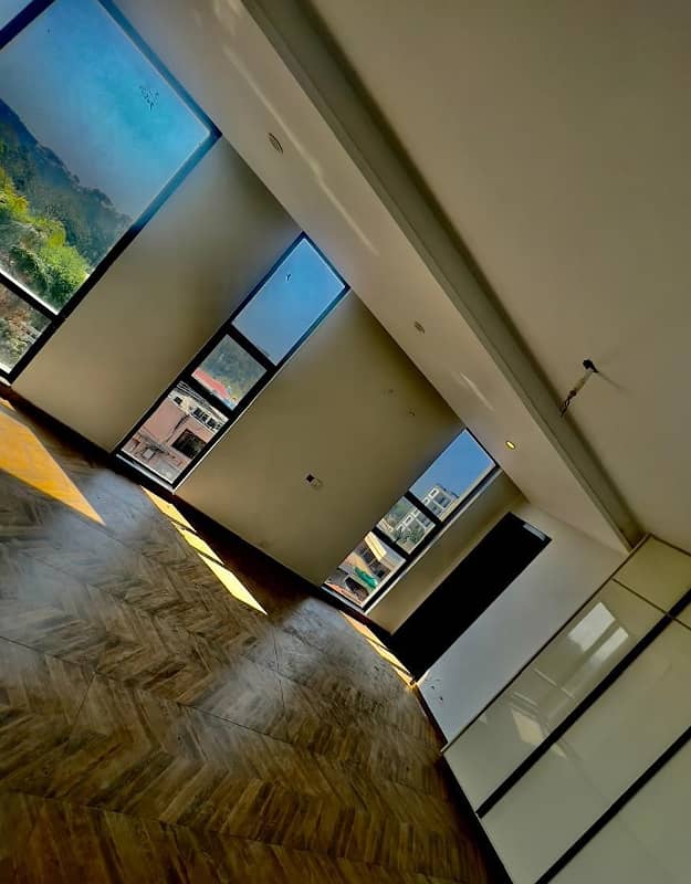 2 Bed For Rent In Gulberg Near F. C College 5