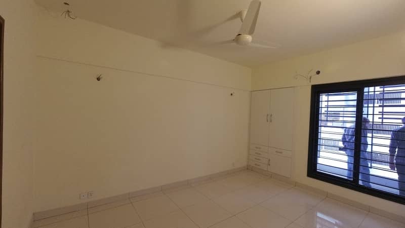 2 Bed DD Flat For Sale In Callachi Society Gulshan Block 10-A At Main Dalmia Road 7