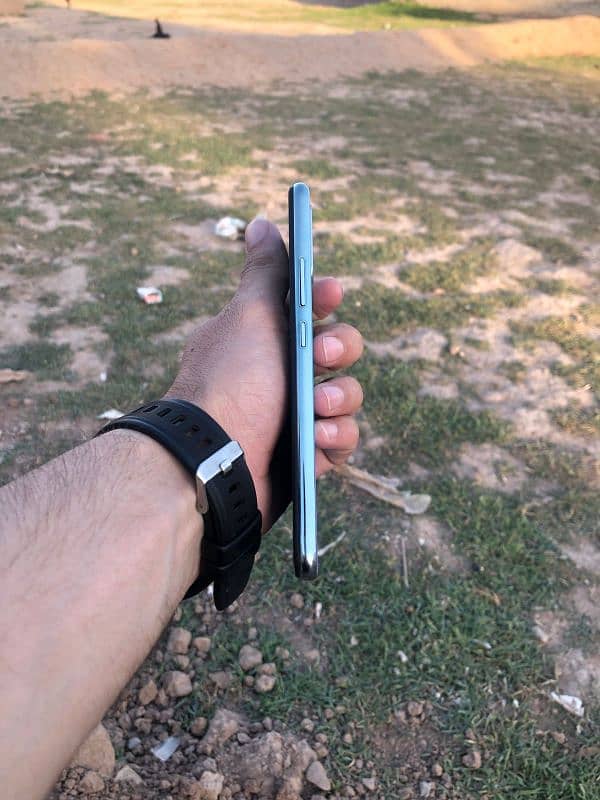 vivo s1   8\256. nmbr 03189473305 2