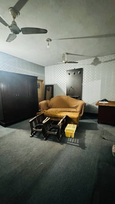 5M House Amir Road Shadbagh 13