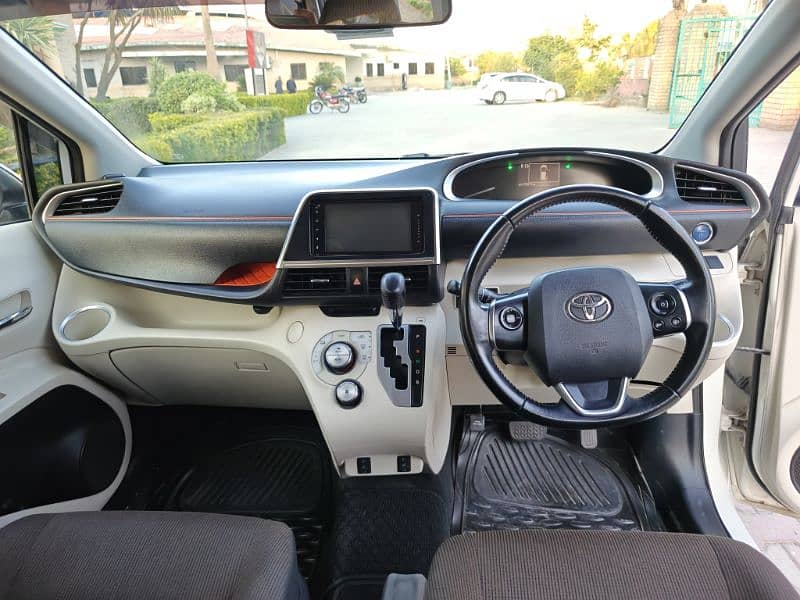 Toyota Sienta 2016/20.0313/5305737  my what's up number 7