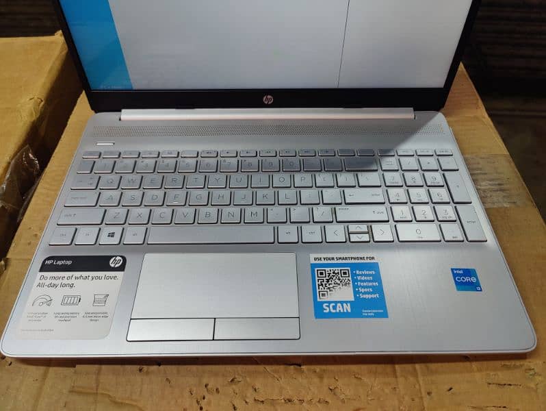 Hp 15 Core i3 11th 0