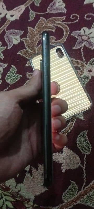 iphone xs max 5