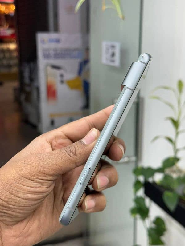 Google Pixel 8 8/128 Dual approved 2