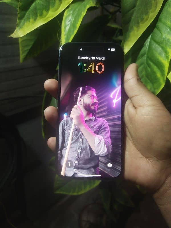 I phone 14 pro jv 1