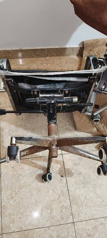 best titanium chair 2 pair for sale plz sms here 3