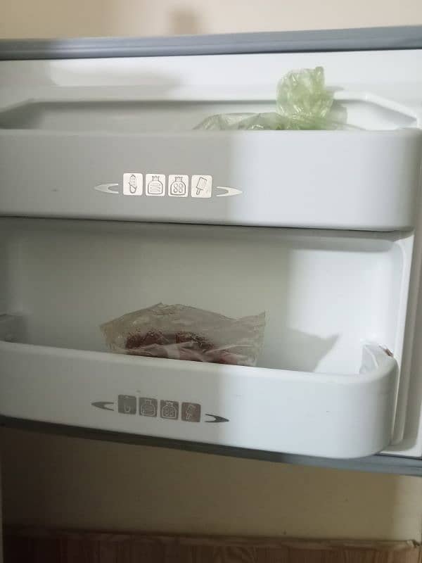 Dawlance Refrigerator 3