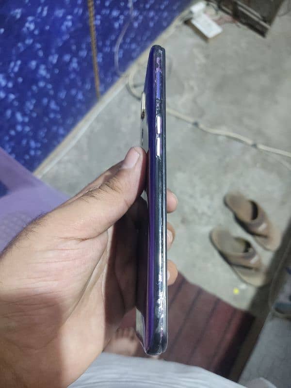 0ppo F11 8/256 4