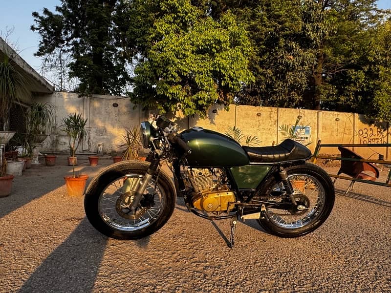Suzuki GS 150 Cafe racer built 5