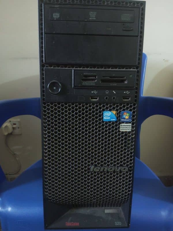 xeon first generation with spectacular specifications . . . 1