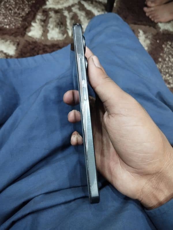 redmi note 13 8/128bg black colour 1