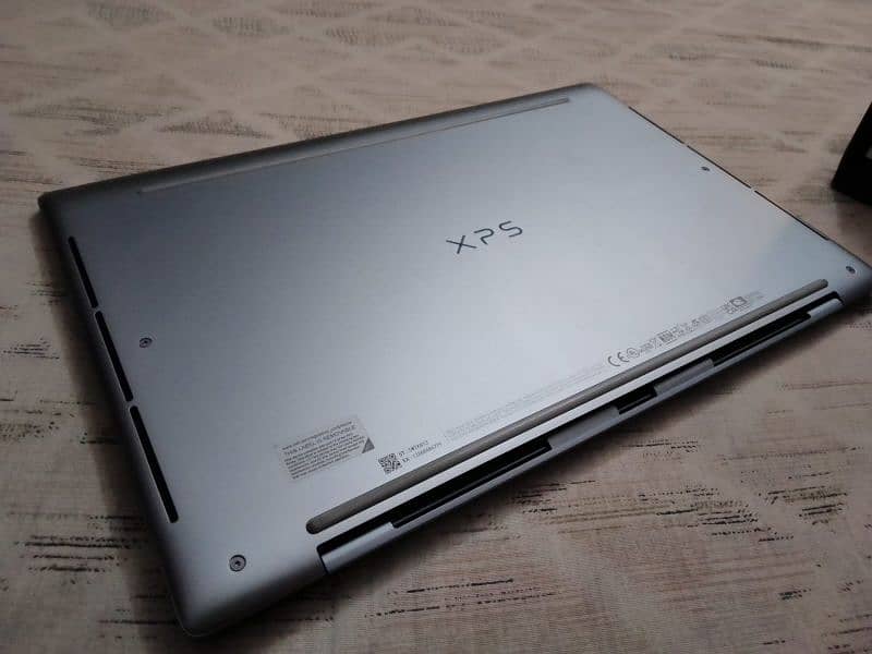 Dell Xps 9315 i7 12th Gen with box 5