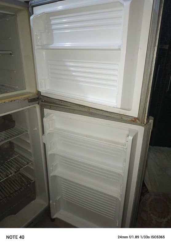 home use best fridge. 3