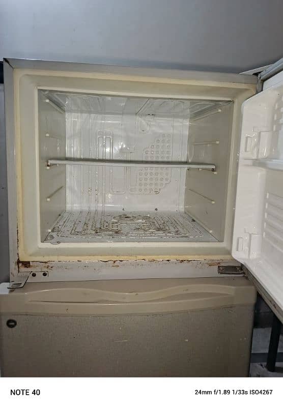 home use best fridge. 4