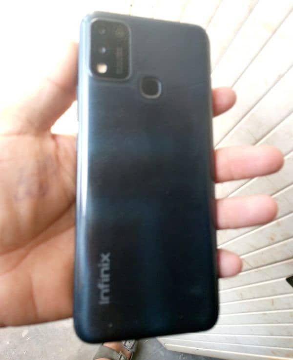 infinix Hot 11 play. '"" 1