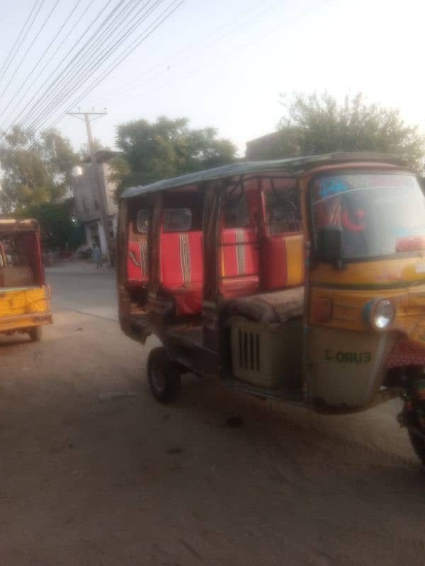 tezraftar 9 seater 4