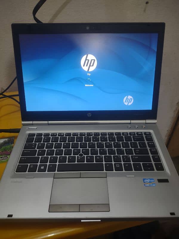 HP i5 Elite pro book 0