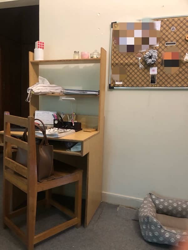 study table and chair 1