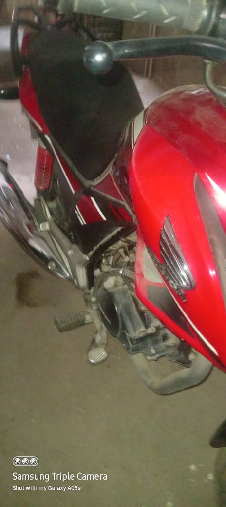 Honda CB 150F 2023 8