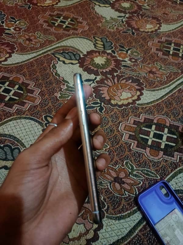 iPhone x 256 gb 3