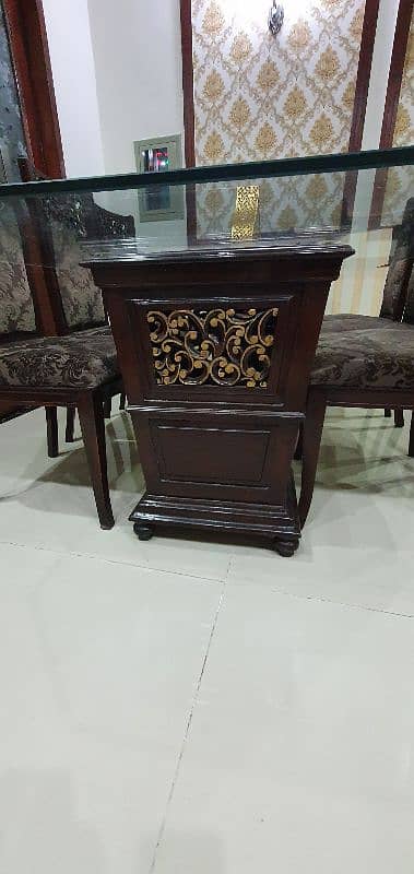 Dining Table with 8 chairs 12mmglass top 3