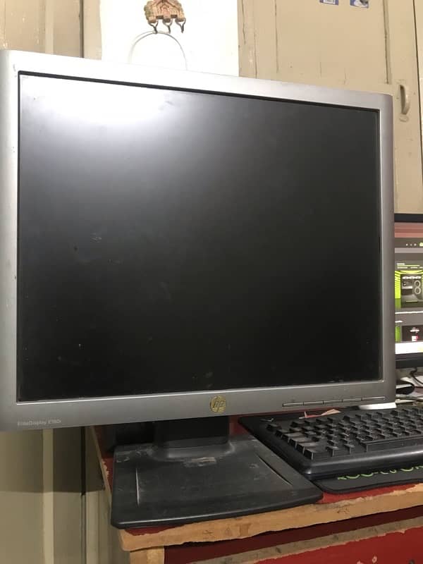 HP monitor 75 Hz refresh rate Gaming +office work Resolution 1280x1024 0