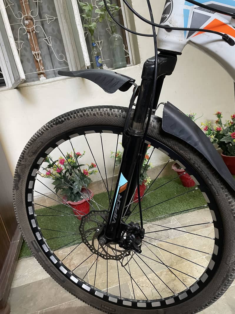 Viper F7 MTB – Disc Brakes – White – Almost New 2