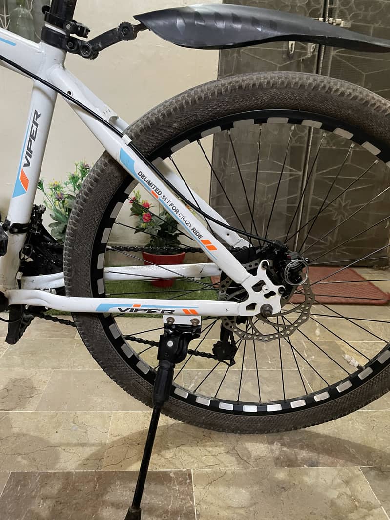 Viper F7 MTB – Disc Brakes – White – Almost New 3