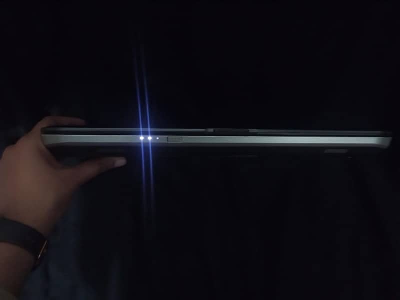 Dell Latitude E5530. 4