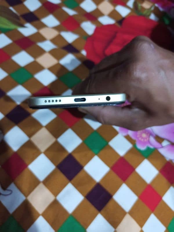 Complete box original charger PTA proved 1