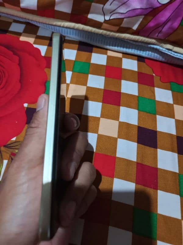 Complete box original charger PTA proved 2