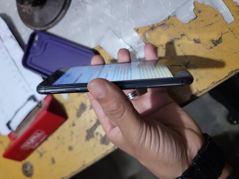 I phone 7 128 GB PTA 5
