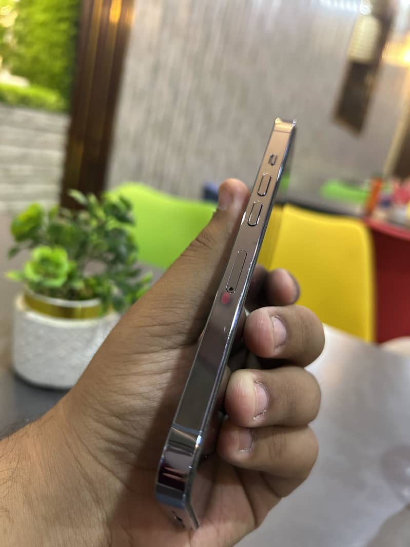 iPhone 13 pro single+esim pta approved 4