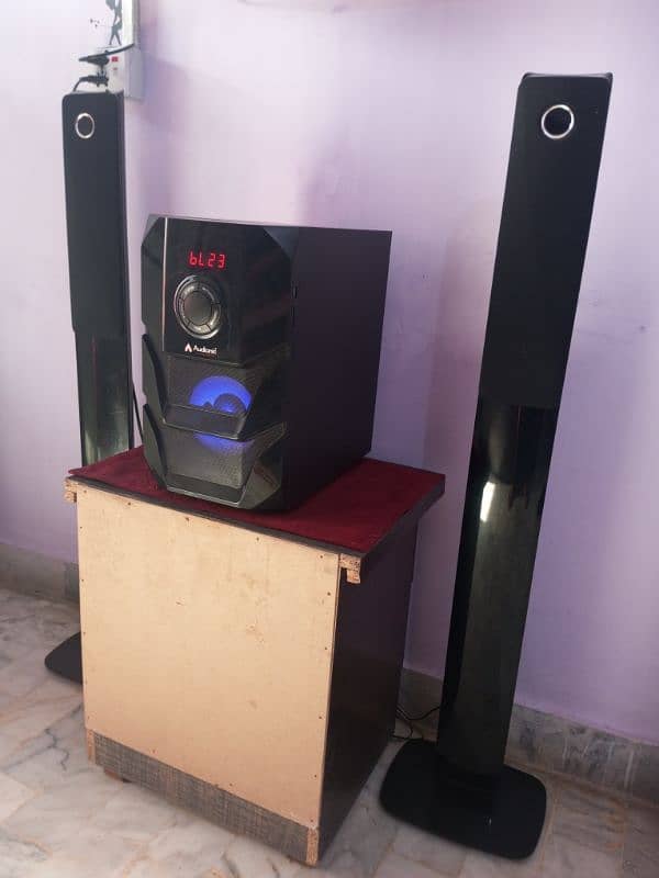 Audionic Home Theater 3