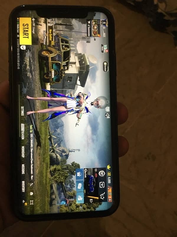iPhone 11 3