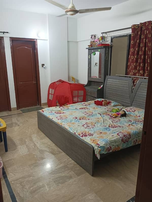 1150 Sq. Fit 2 Bed Dd Flat 5