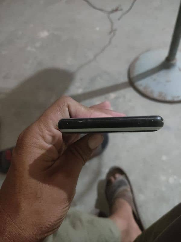 Google pixel 6a 3