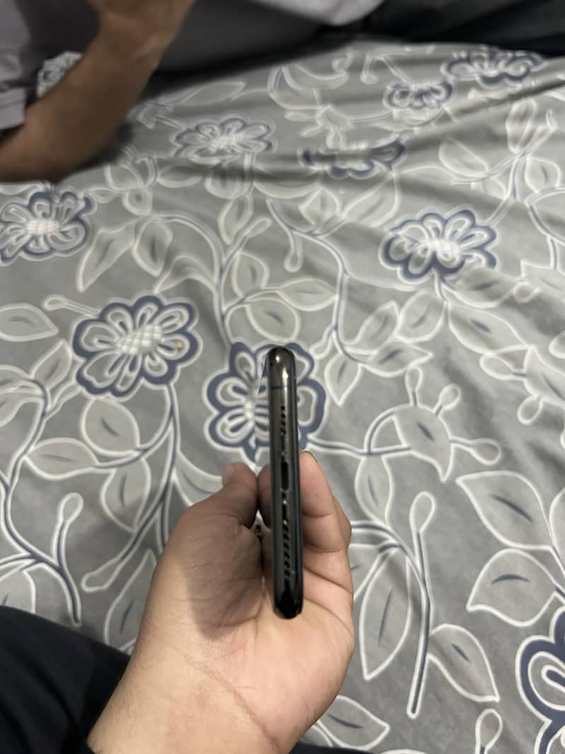 IPhone XS Max 64 gb non pta 4