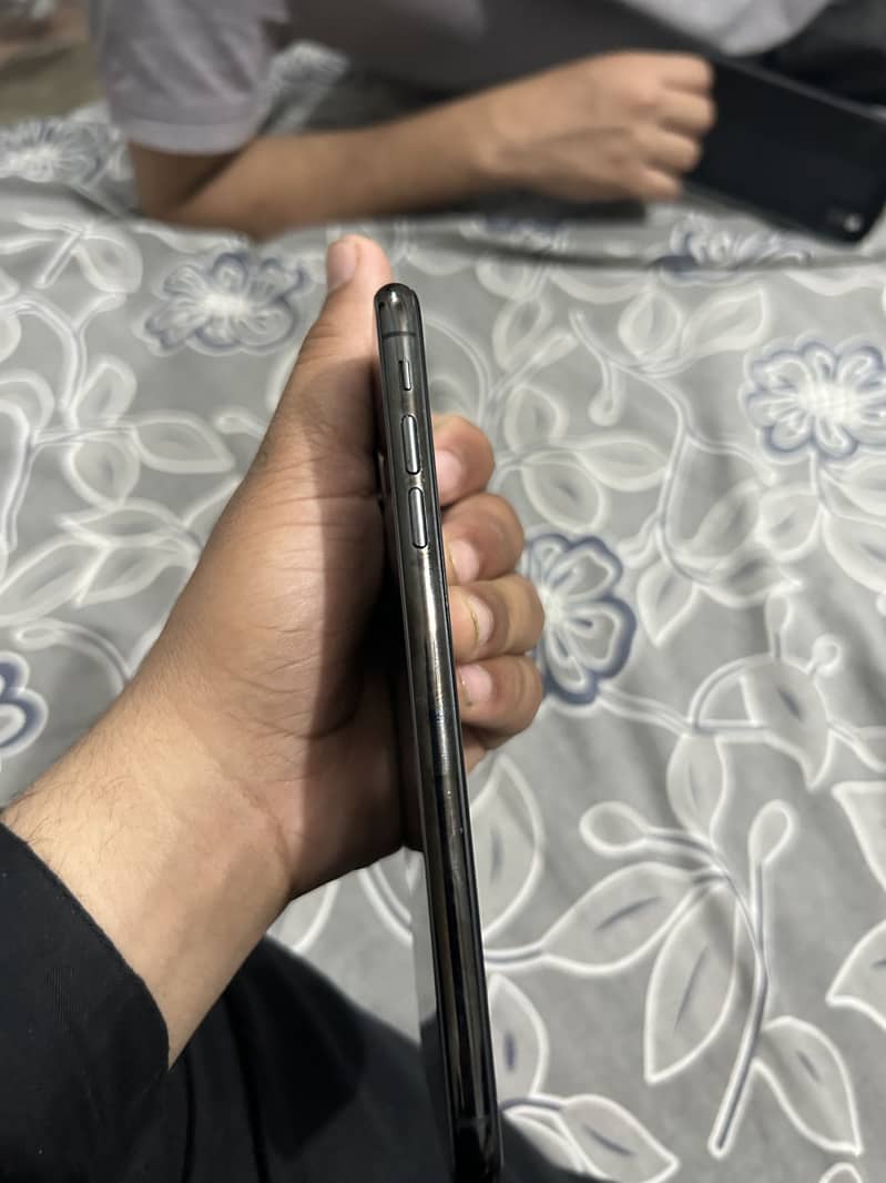 IPhone XS Max 64 gb non pta 5