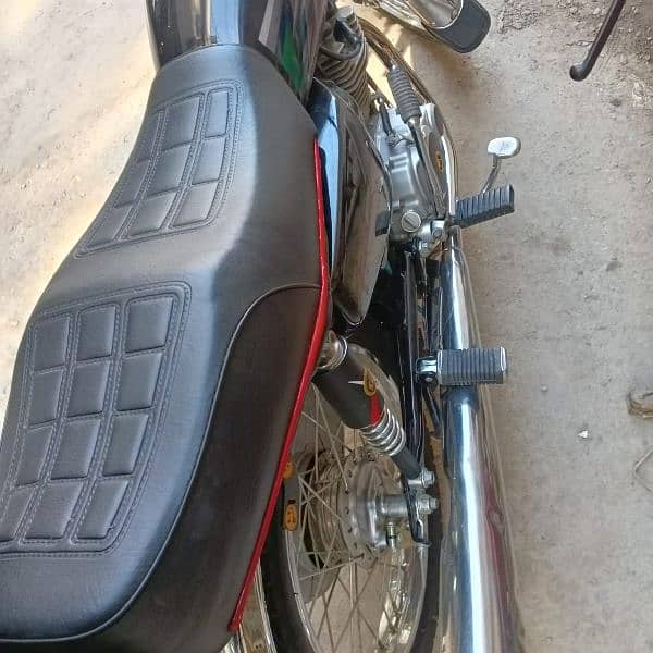 Honda 125 14 modal all ok arjent le sall 1