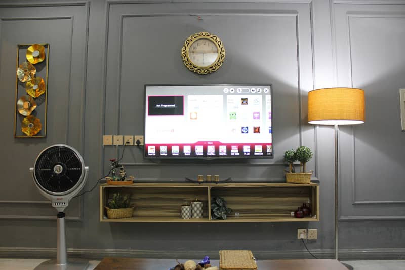 1 BED LUXURY FURNISHED FOR RANT IN GULBERG GREEN 1