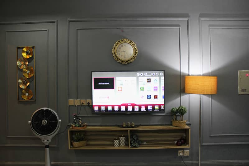 1 BED LUXURY FURNISHED FOR RANT IN GULBERG GREEN 25